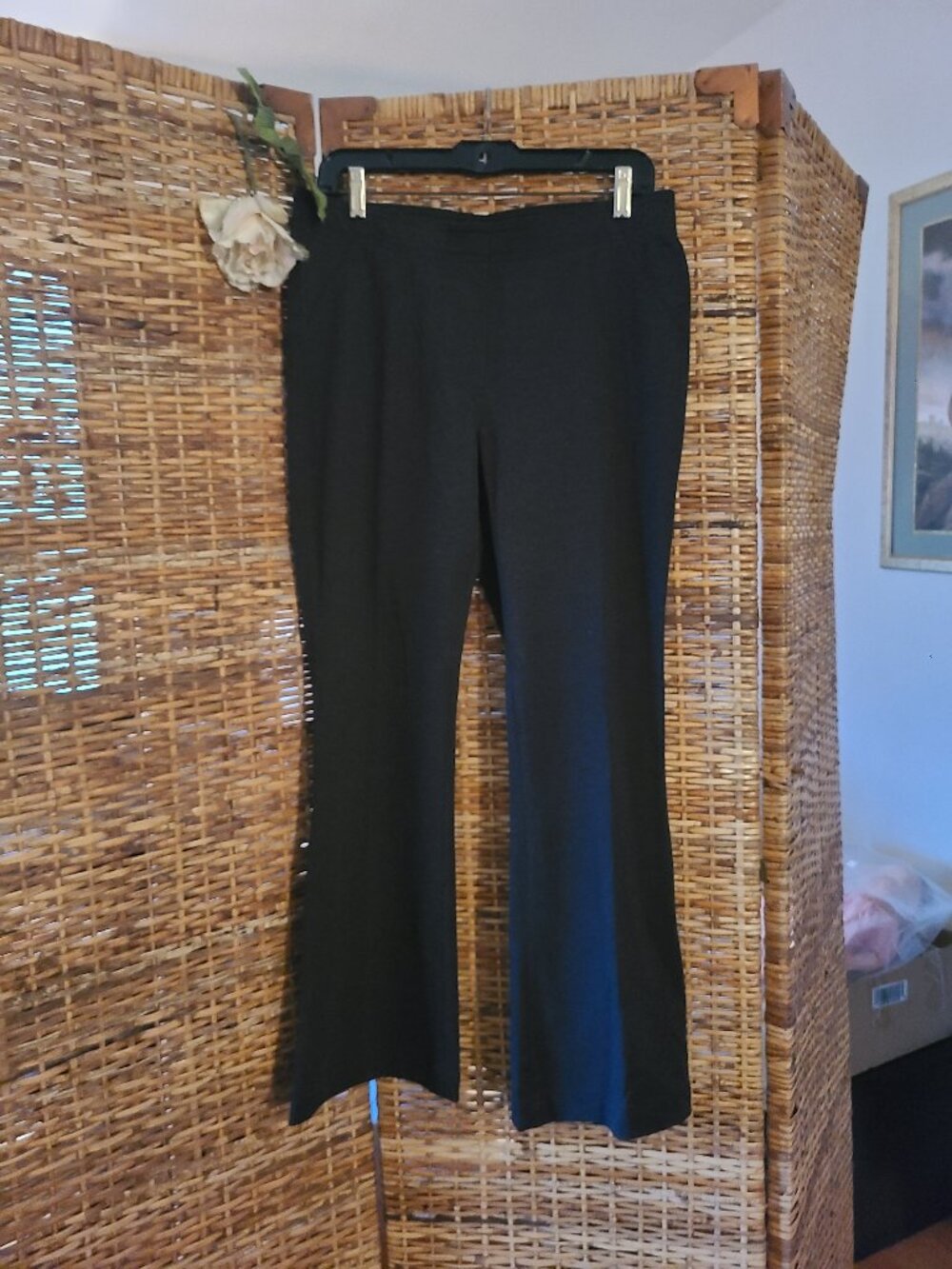 Chico's Dark Gray Dress Pant Flare Leg Sz 1 S in Chico's or MS Stretch Pull On